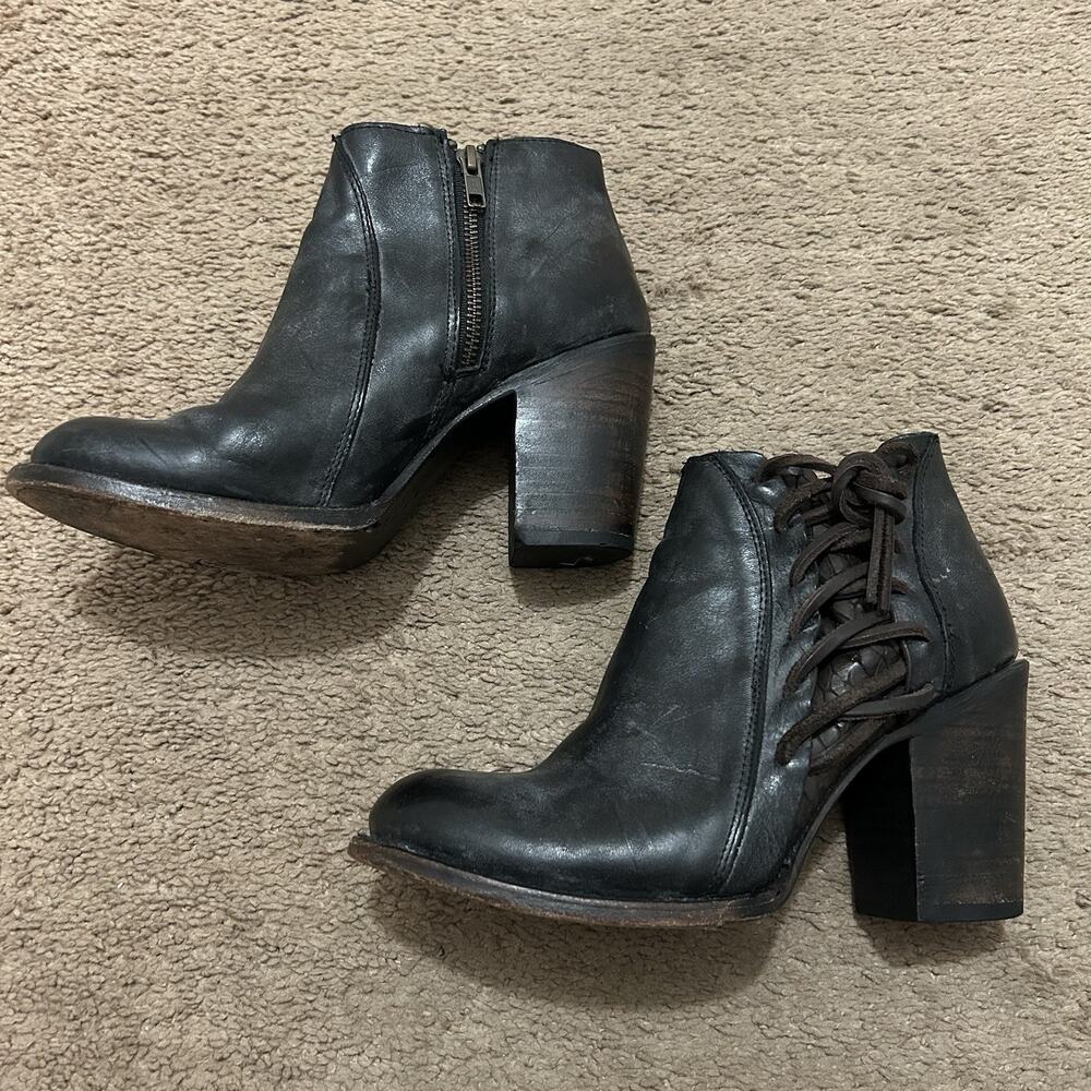 Freebird by Steven Brook Leather Lace Up Boots Size 9 Boho Fall Preppy Booties